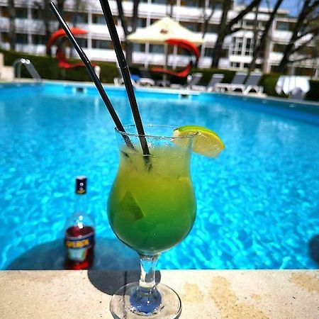 Hotel Decebal Neptun Bagian luar foto