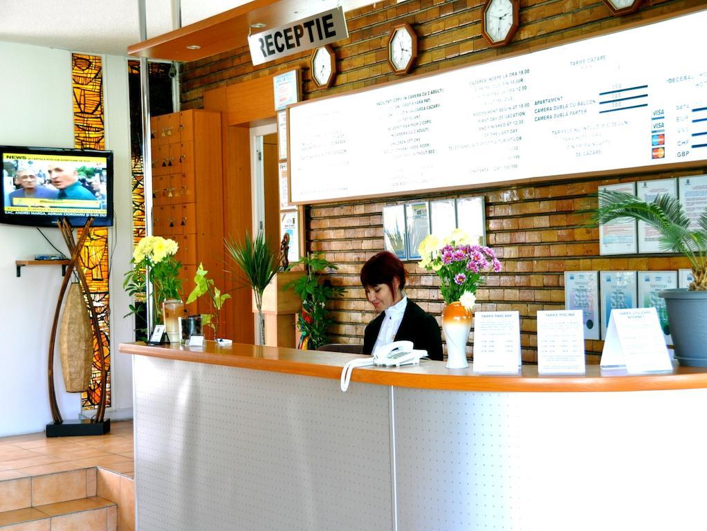 Hotel Decebal Neptun Bagian luar foto