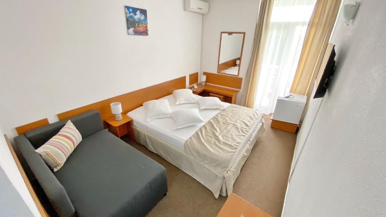 Hotel Decebal Neptun Bagian luar foto